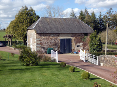 French property for sale in Ver, Manche - €798,000 - photo 3