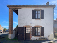 Maison à vendre à Argentonnay, Deux-Sèvres - 67 600 € - photo 1