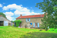 Maison à vendre à Vernoux-en-Gâtine, Deux-Sèvres - 194 400 € - photo 9