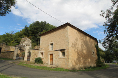 Maison à vendre à La Chapelle-Moulière, Vienne, Poitou-Charentes, avec Leggett Immobilier