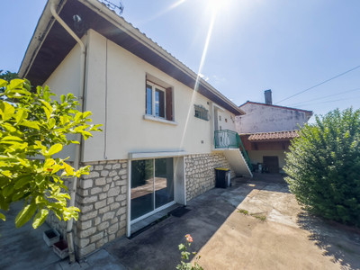 house for sale in Charente