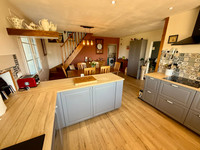 Propriété à vendre à Brie-sous-Chalais, Charente - 399 999 € - photo n°4