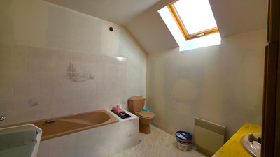 French property for sale in Montsecret-Clairefougère, Orne - €99,000 - photo 6