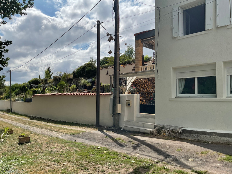 French property for sale in Saint-Savinien, Charente-Maritime - €248,950 - photo 13