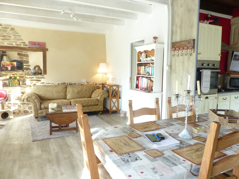 French property for sale in Ménéac, Morbihan - &#8364;185,000 - photo 4