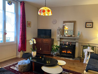 Maison à vendre à Bourganeuf, Creuse - 238.000 € - photo 2