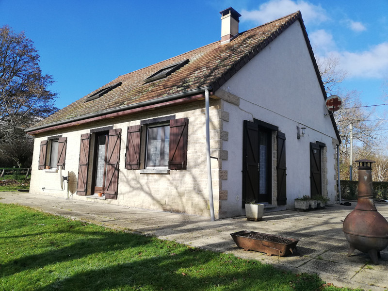 Maison à vendre à Val-d'Oire-et-Gartempe, Haute-Vienne - 152 000 € - photo 1