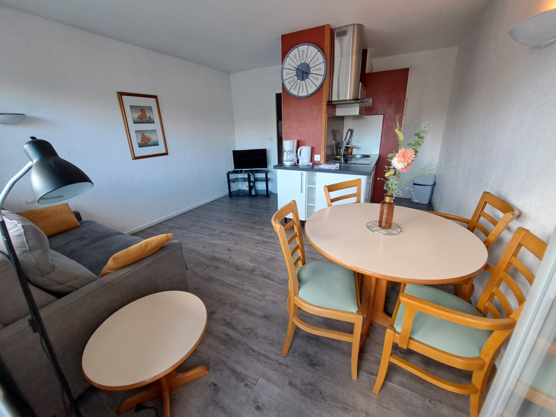 French property for sale in Arcachon, Gironde - €369,000 - photo 2