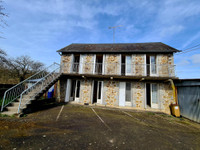 Maison à vendre à Mayenne, Mayenne - 129 000 € - photo 2