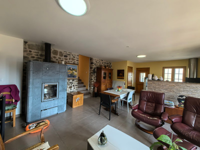 Maison à vendre à Ayguatébia-Talau, Pyrénées-Orientales, Languedoc-Roussillon, avec Leggett Immobilier