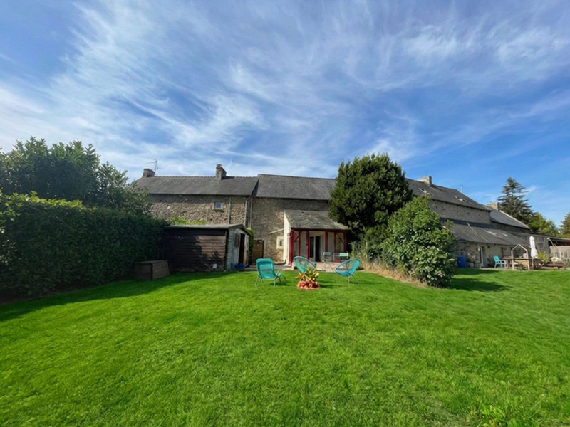 French property for sale in Dinan, Côtes-d'Armor - €214,000 - photo 2