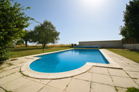 Maison à vendre à Balanzac, Charente-Maritime - 399.000 € - photo 2