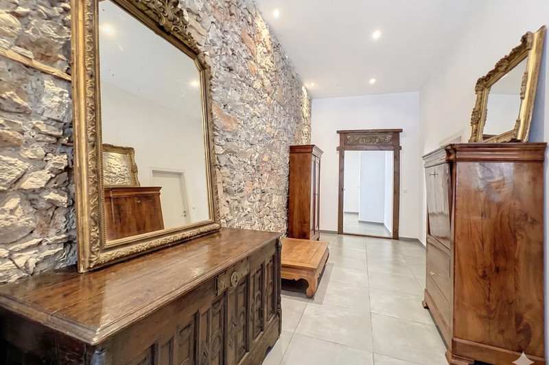 French property for sale in Nice, Alpes-Maritimes - €1,250,000 - photo 4