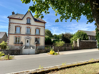 house for sale in Mayenne