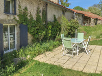 Maison à vendre à Azay-sur-Thouet, Deux-Sèvres - 159 500 € - photo 10