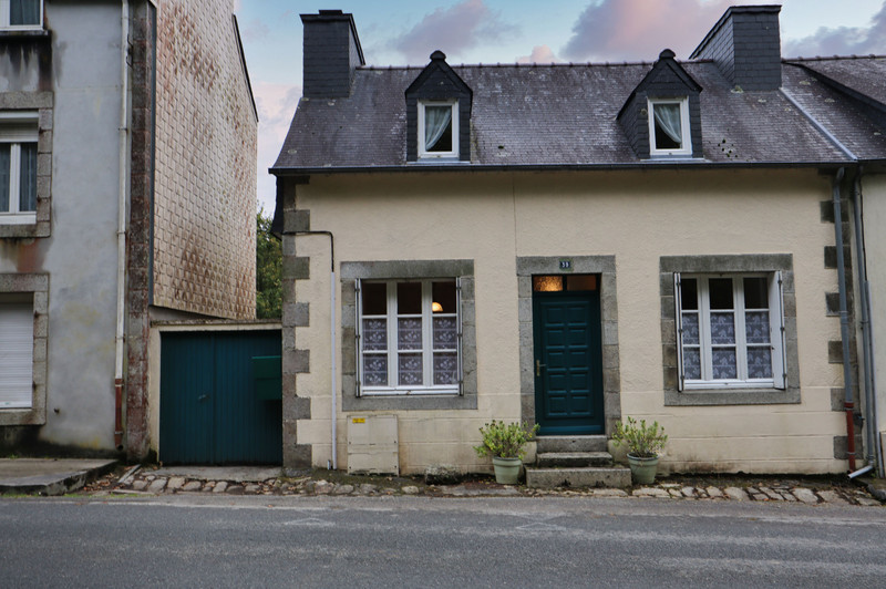 French property for sale in Huelgoat, Finistère - &#8364;119,900 - photo 2