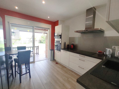 French property for sale in Aiguillon, Lot-et-Garonne - €220,000 - photo 4