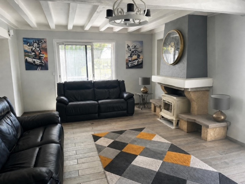 French property for sale in Nantillé, Charente-Maritime - €499,999 - photo 6