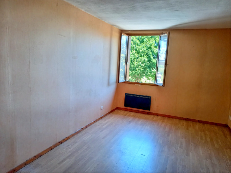 French property for sale in Uzerche, Corrèze - €90,000 - photo 5