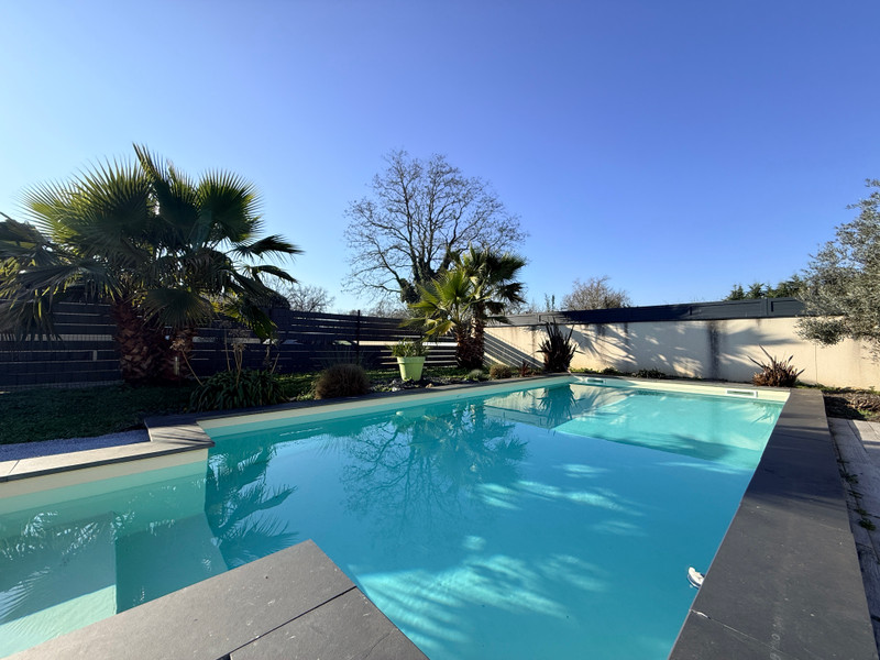 Propriété à vendre à Montagne, Gironde - 339 200 €