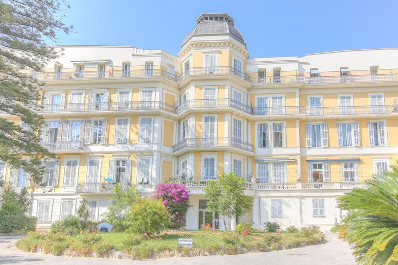Appartement à vendre en PACA AlpesMaritimes Menton Menton Terres
