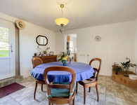 Maison à vendre à Nanteuil-en-Vallée, Charente - 93.500 € - photo 3