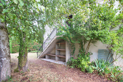 French property for sale in La Flèche, Sarthe - €241,500 - photo 9