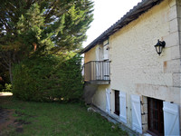 Maison à vendre à Montmoreau, Charente - 215 053 € - photo 3