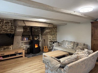 French property for sale in Kergrist-Moëlou, Côtes-d'Armor - €256,800 - photo 3