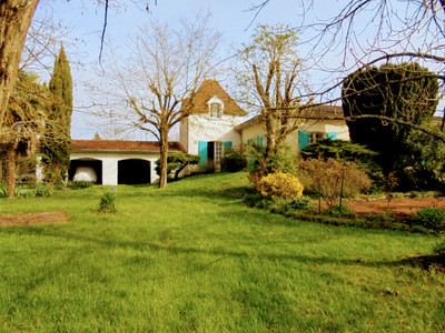 Maison à vendre à Saint-Séverin, Charente, Poitou-Charentes, avec Leggett Immobilier