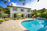 Propriété à vendre à La Gaude, Alpes-Maritimes - 1 199 000 € - photo n°1