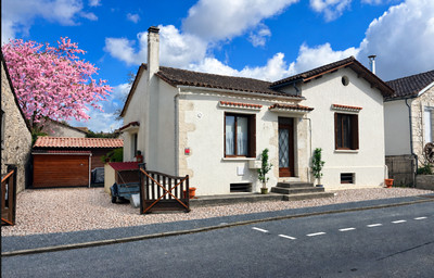 French property for sale in Eymet, Dordogne - €299,950 - photo 1