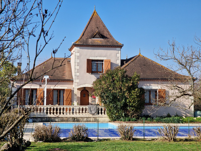 Maison à vendre à Montpon-Ménestérol, Dordogne - 392 200 € - photo 1