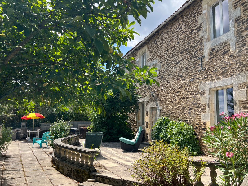 French property for sale in Thiviers, Dordogne - €162,410 - photo 2