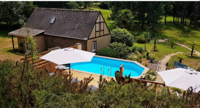 French property for sale in Guégon, Morbihan - €325,000 - photo 2