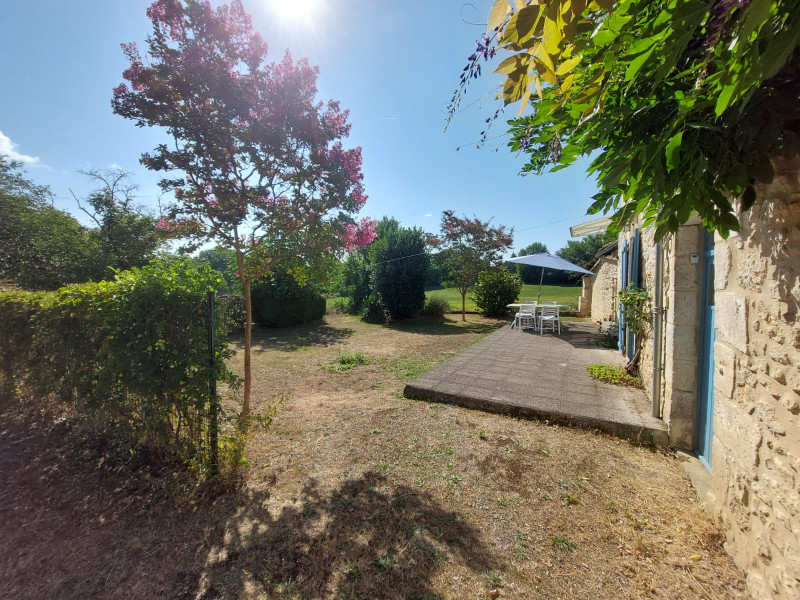 French property for sale in Charras, Charente - €118,000 - photo 12