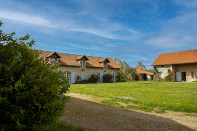 Maison à vendre à Grenade-sur-l'Adour, Landes, Aquitaine, avec Leggett Immobilier