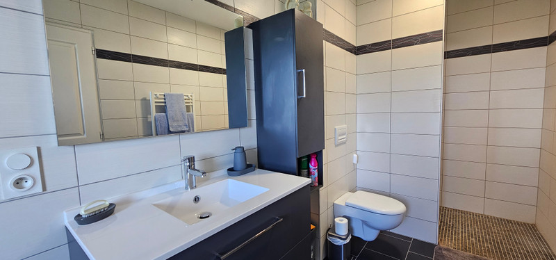 French property for sale in Fontenay-le-Comte, Vendée - €325,000 - photo 6