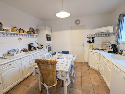 French property for sale in Lubersac, Corrèze - €290,000 - photo 4