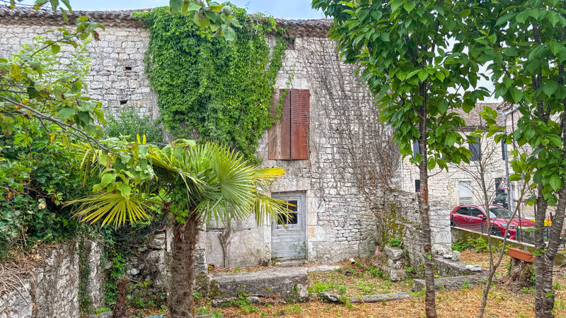 French property for sale in Castelnau Montratier-Sainte Alauzie, Lot - €50,000 - photo 10