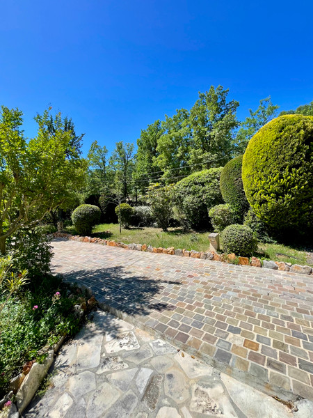 French property for sale in Trans-en-Provence, Var - €689,000 - photo 3