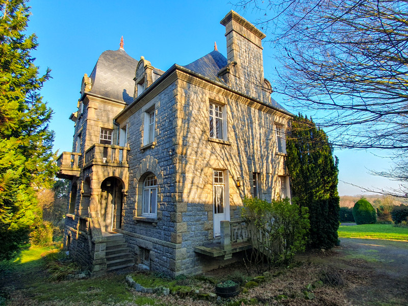French property for sale in Saint-Samson-sur-Rance, Côtes-d'Armor - €696,000 - photo 2