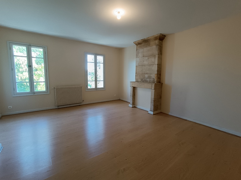 French property for sale in Les Peintures, Gironde - €213,000 - photo 6