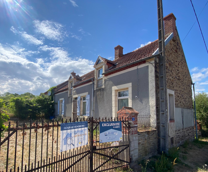 Maison à vendre à Saint-Saturnin, Cher - 69.600 € - photo 1