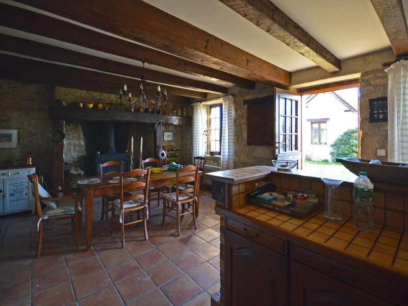 French property for sale in La Chapelle-Saint-Jean, Dordogne - €294,250 - photo 4