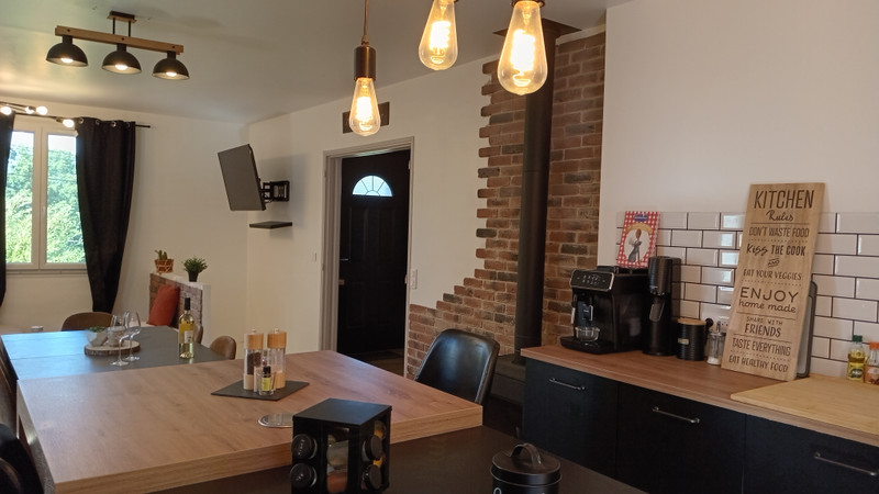 French property for sale in Apt, Vaucluse - €299,000 - photo 4