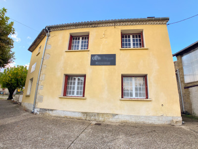 French property for sale in Sos, Lot-et-Garonne - €222,600 - photo 9