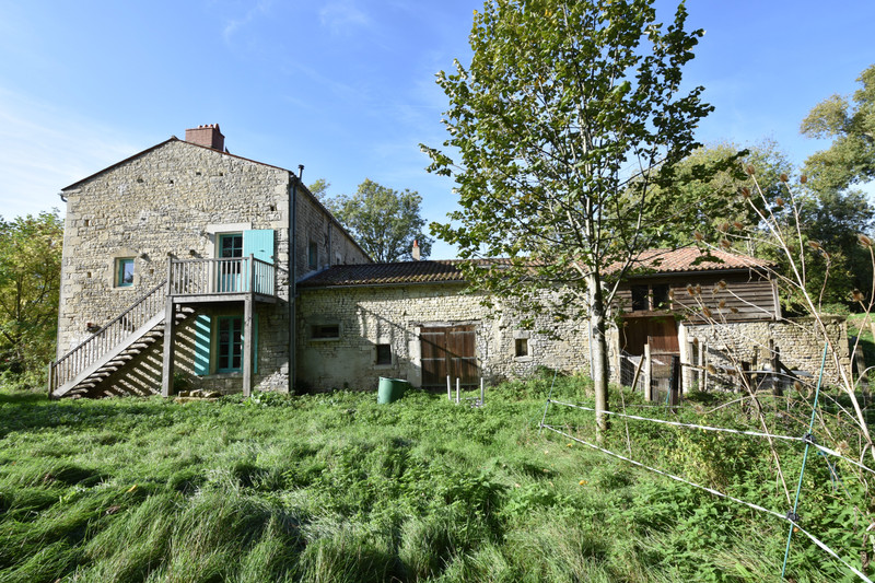 French property for sale in Surgères, Charente-Maritime - €375,000 - photo 10