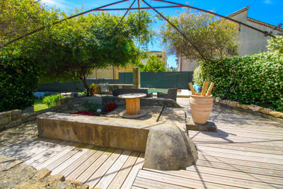 French property for sale in Pont-Saint-Esprit, Gard - €990,000 - photo 2