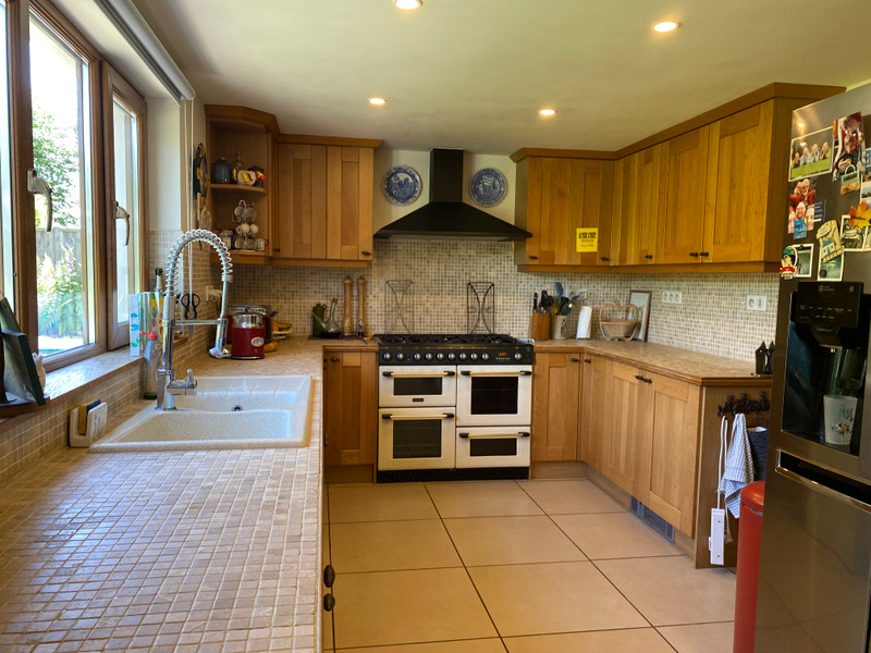 French property for sale in Plonévez-du-Faou, Finistère - €312,000 - photo 4